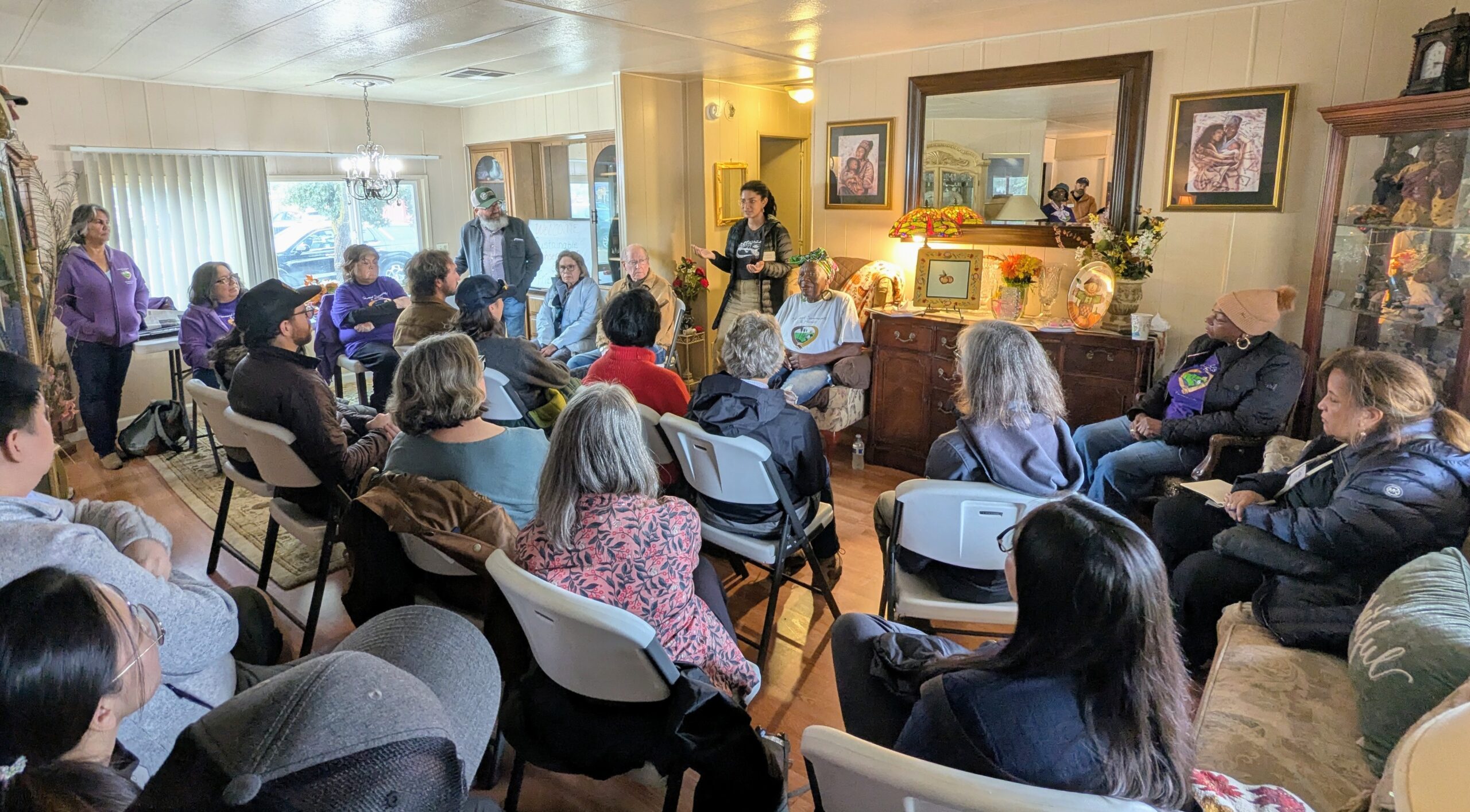 PXL_20251014_181235133.MP~2 (1)